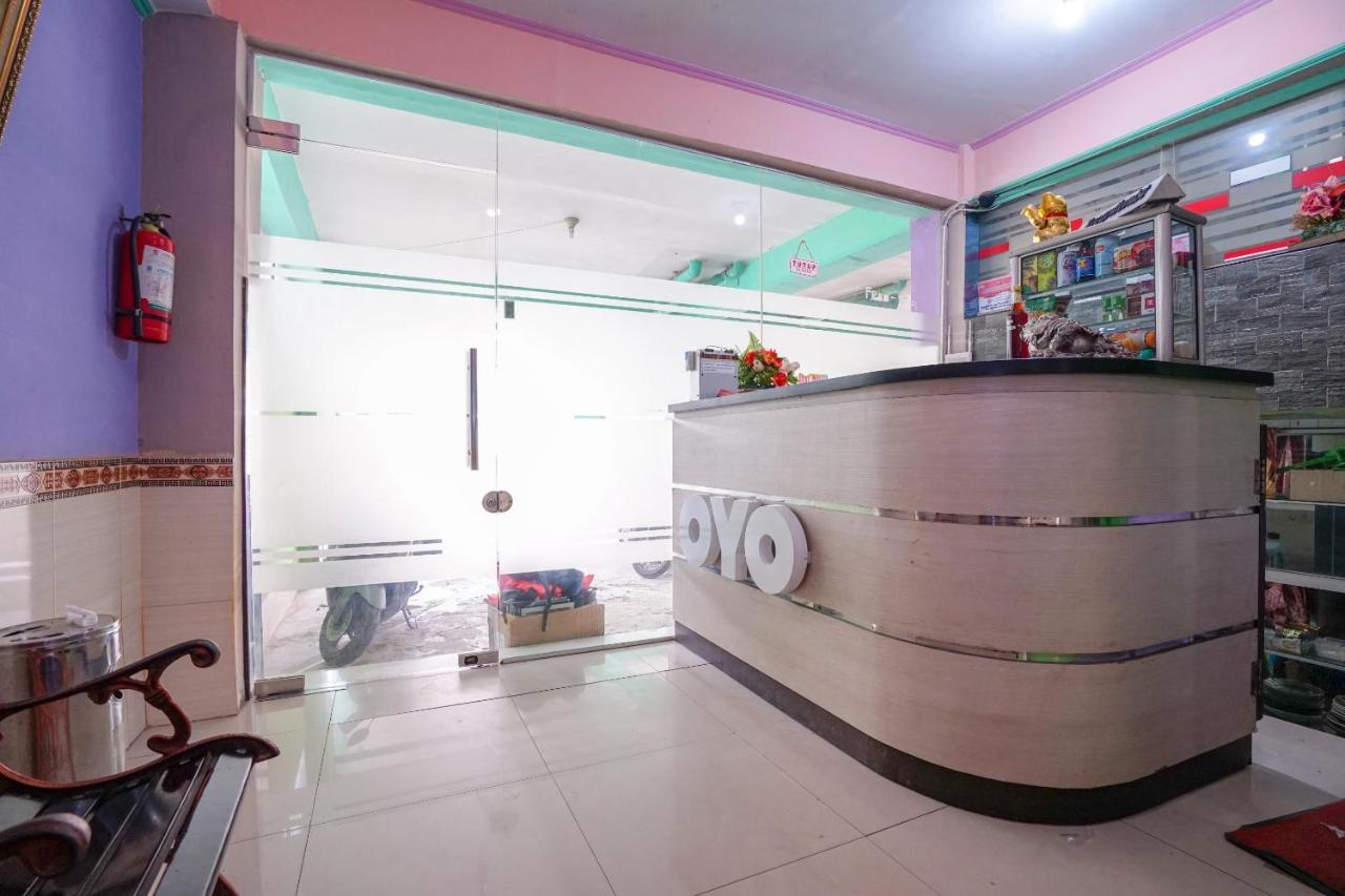 Oyo 1495 Hotel Lendosis Palembang Esterno foto