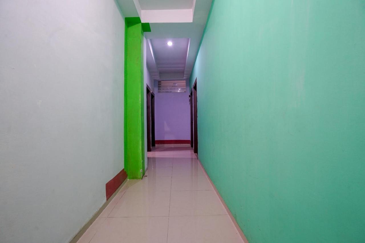 Oyo 1495 Hotel Lendosis Palembang Esterno foto